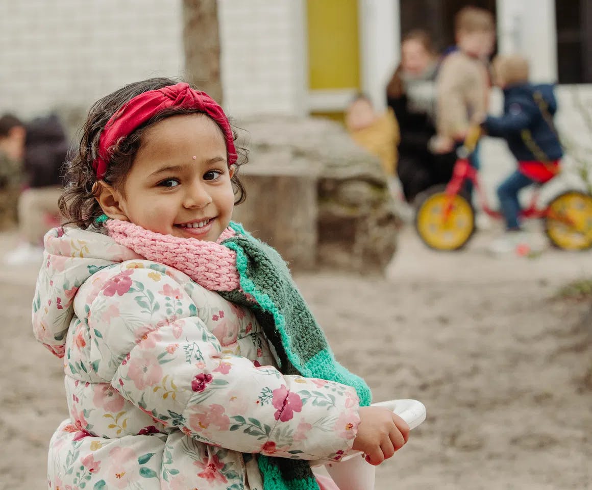 PG - standaard - kind - buitenspelen