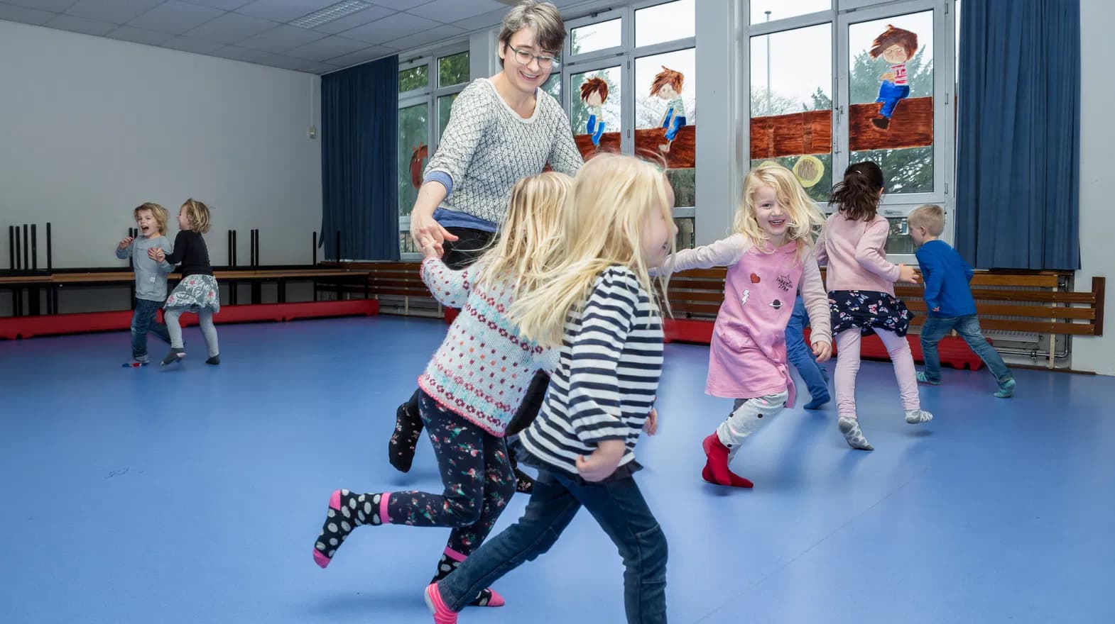 BSO - standaard - kinderen sporten - gymzaal