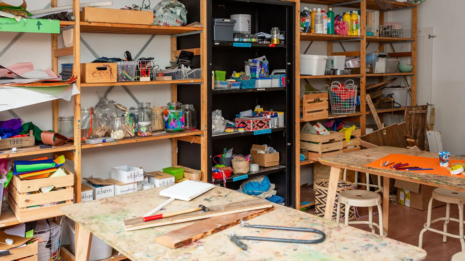 Het timmer en schilderatelier van buitenschoolse opvang Cremertuin bij kinderopvang Kind&co Ludens