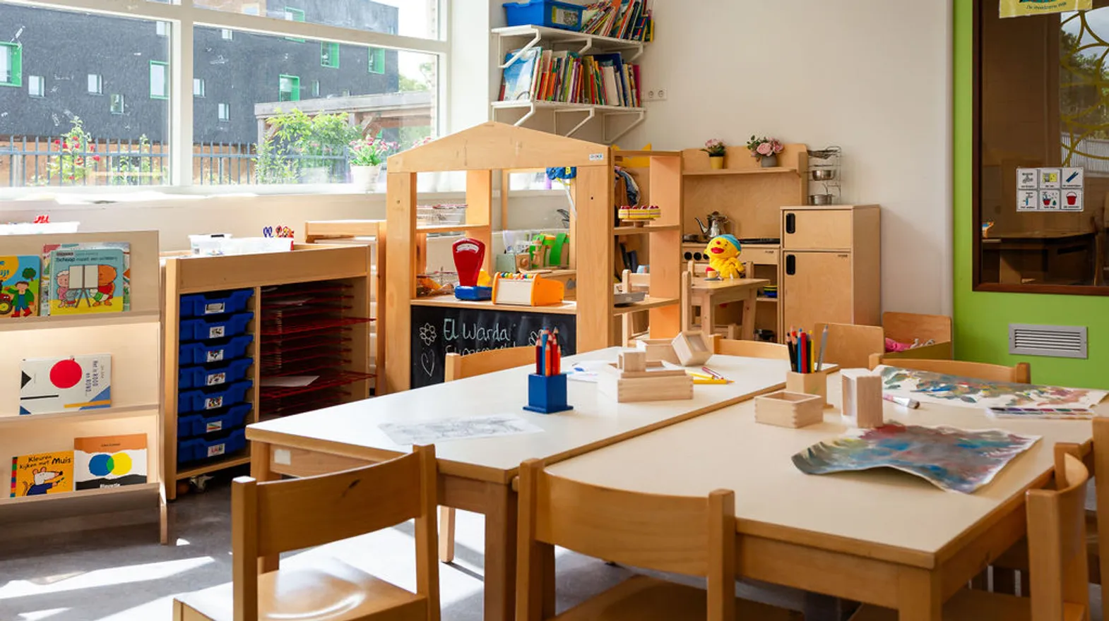 Verschillende speelhoeken bij peuteropvang El Warda bij kinderopvang Kind&co Ludens