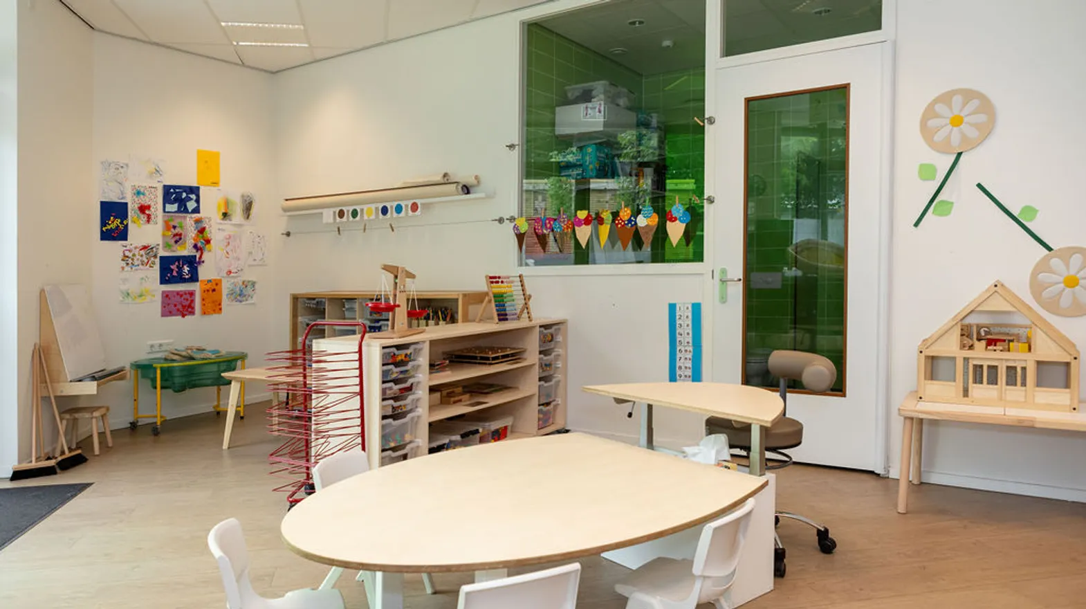 Binnenruimte van PO Mattheus in Utrecht van Kind&co ludens