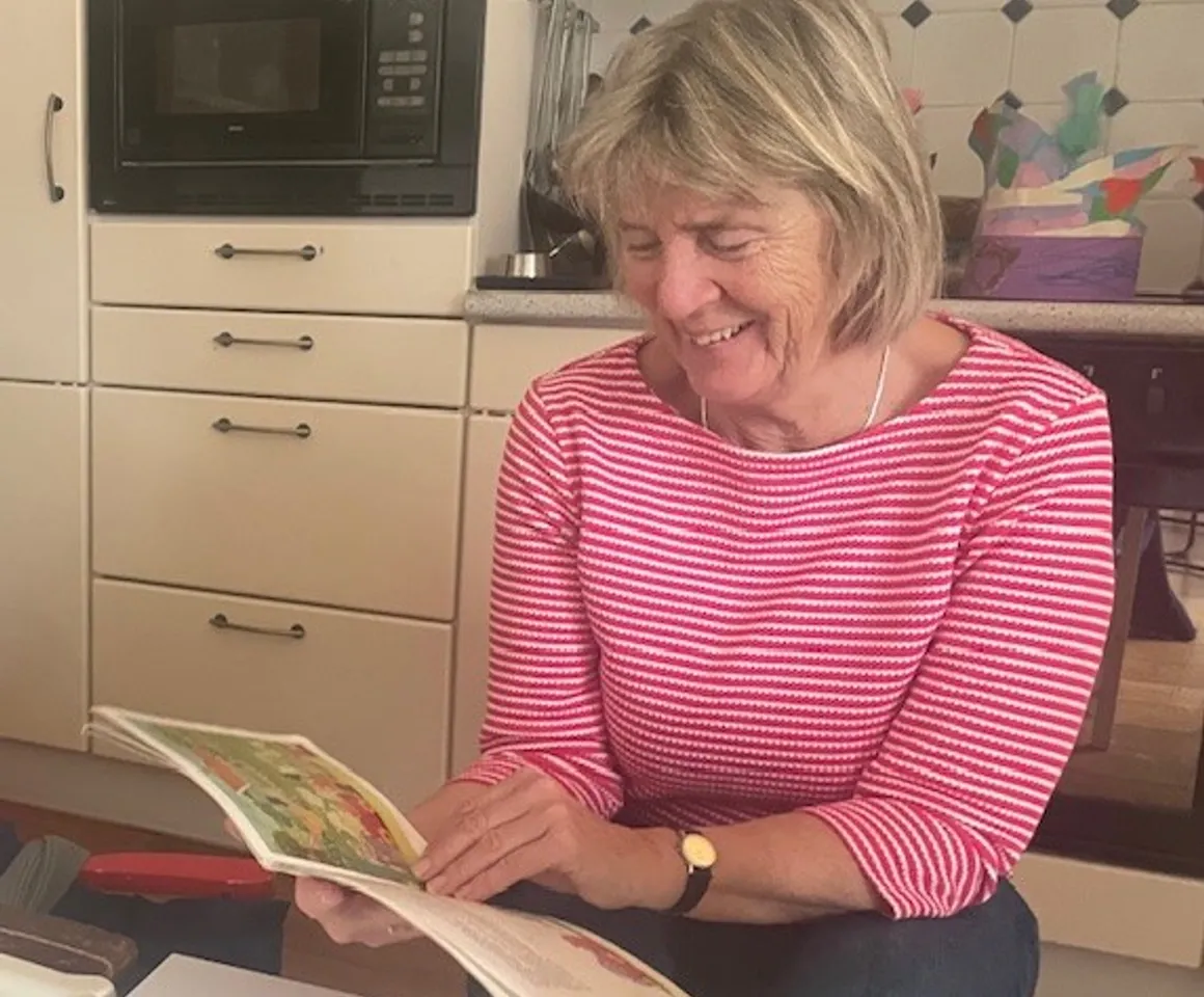 Gastouder Petra leest voor