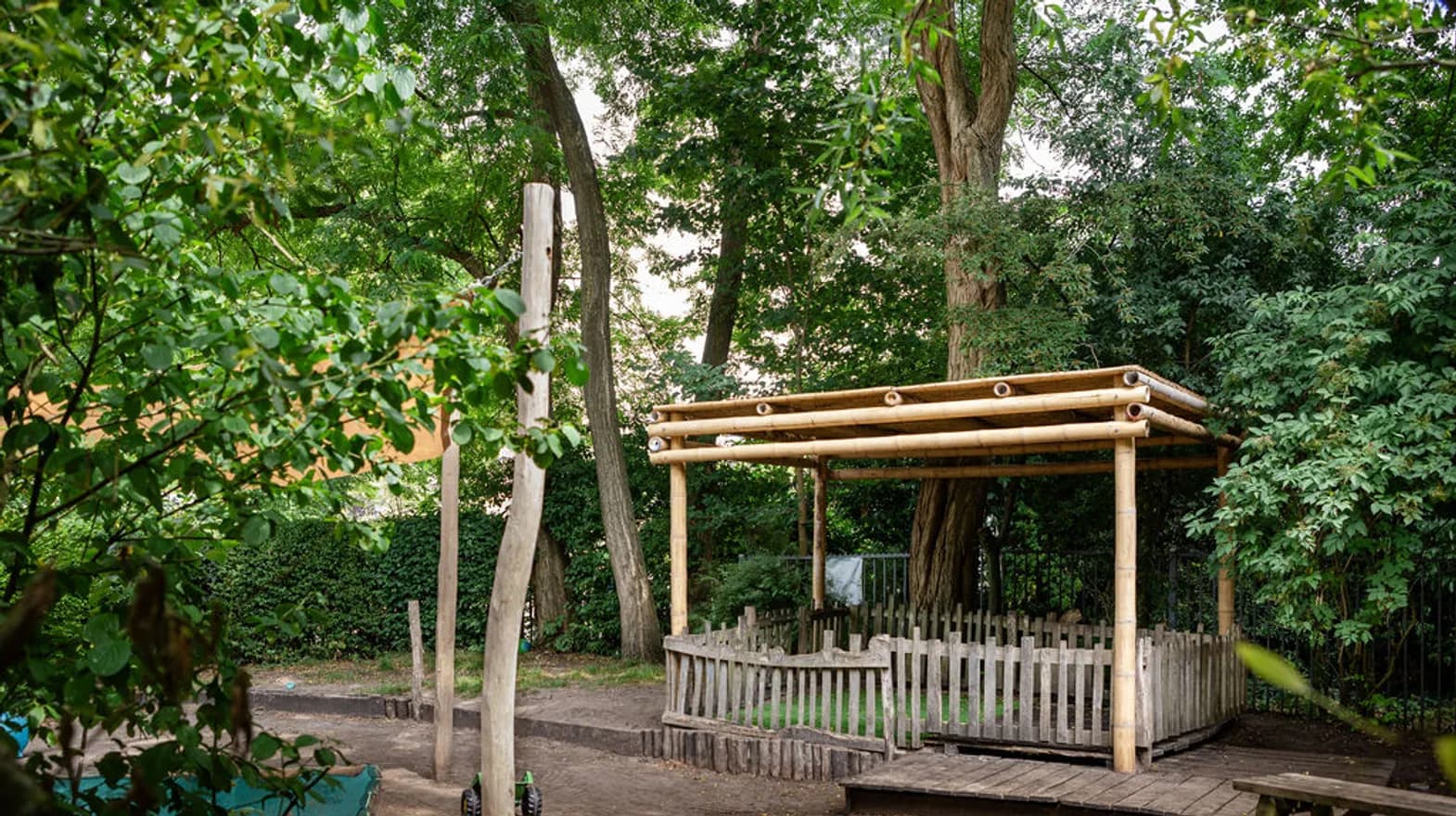 Buitenplaats van PO Hummeltje Kind&co ludens