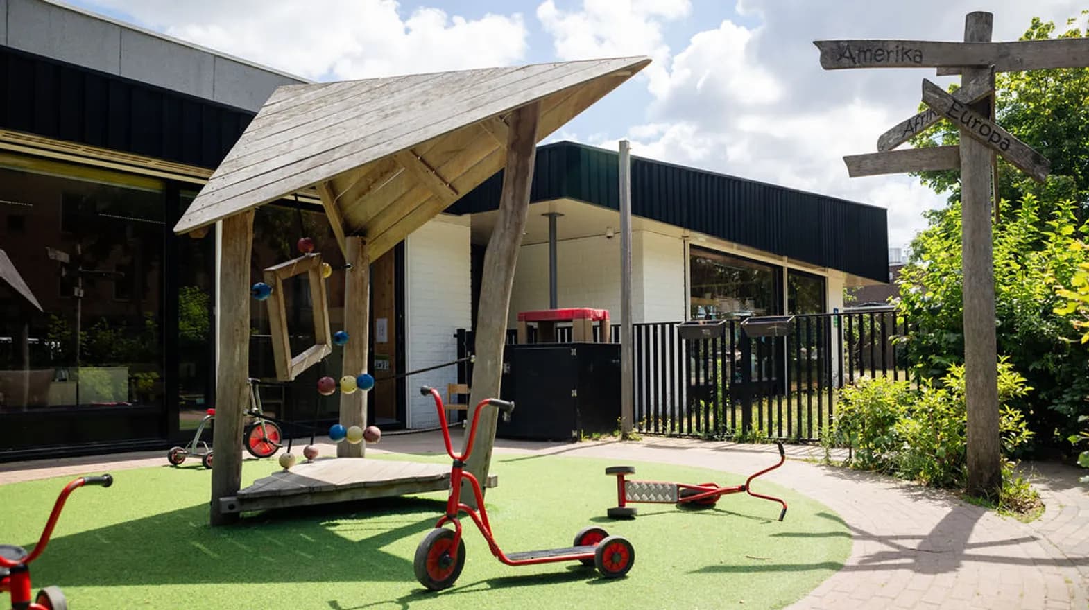 Speelruimte buiten BSO Anne Frank Utrecht Kind&co ludens