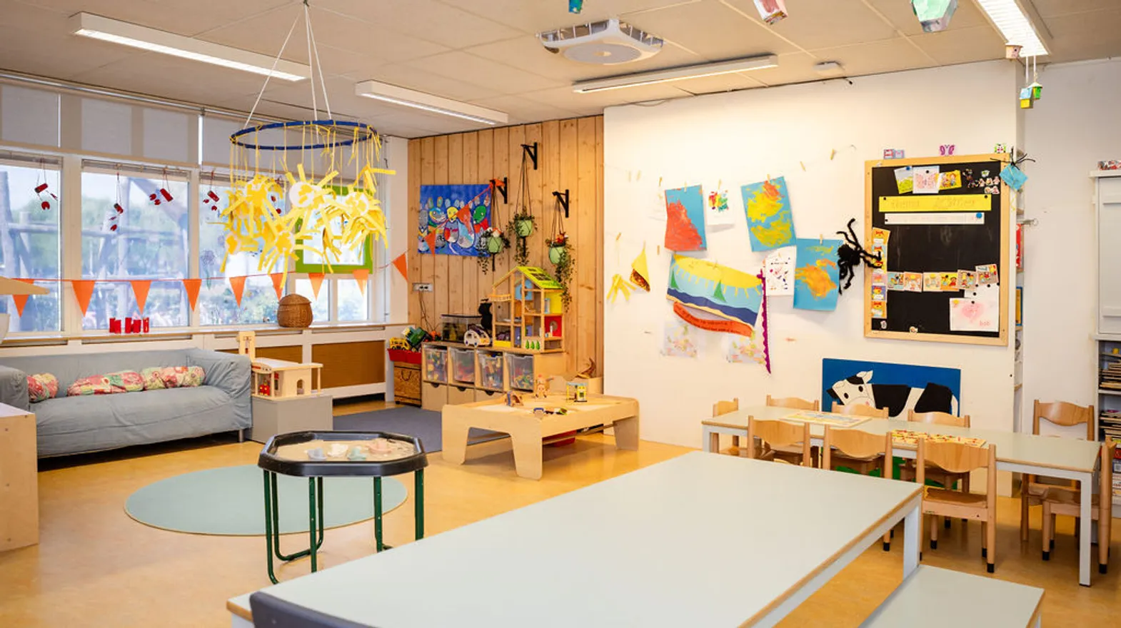 Binnenruimte van PO/BSO Koekeloere, Kind&co ludens
