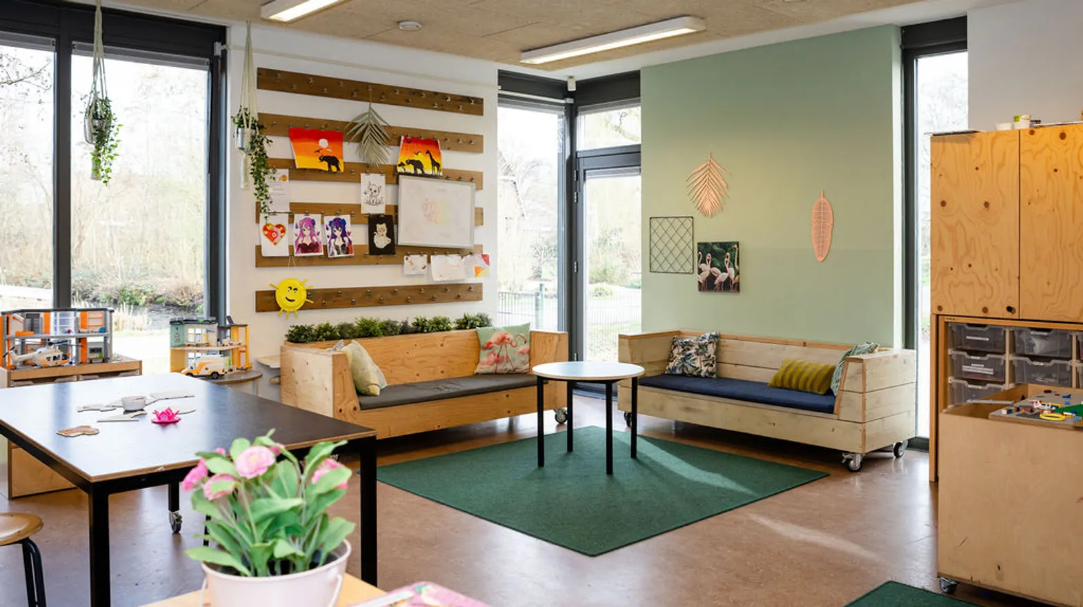 Binnenruimte van BSO Bergbeklimmers, Kind&co ludens