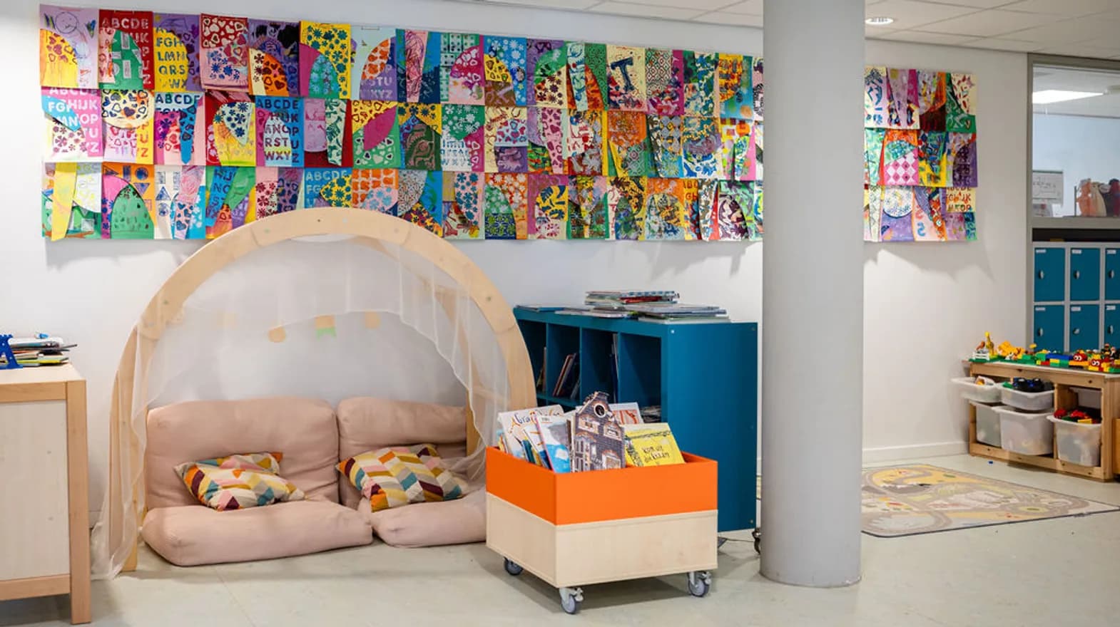 Binnenruimte van PO De Kleine Poort, Kind&co ludens