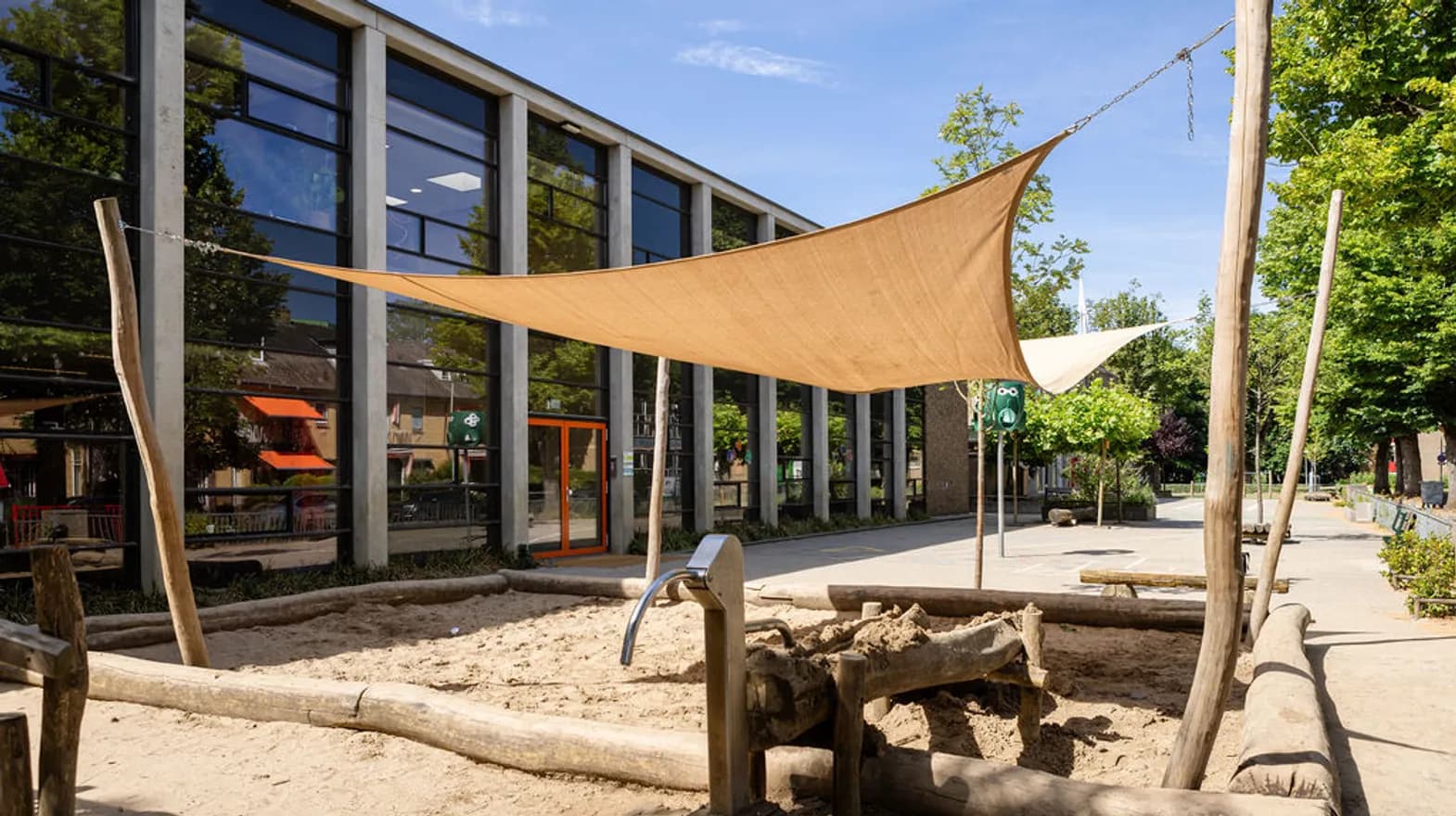 Buitenruimte BSO Dino Daantje Utrecht Kind&co ludens