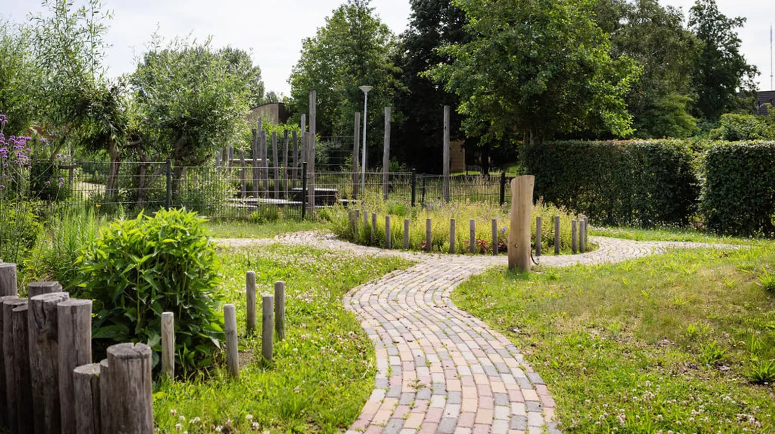 Buitenruimte van KDV Achterveld, Kind&co ludens