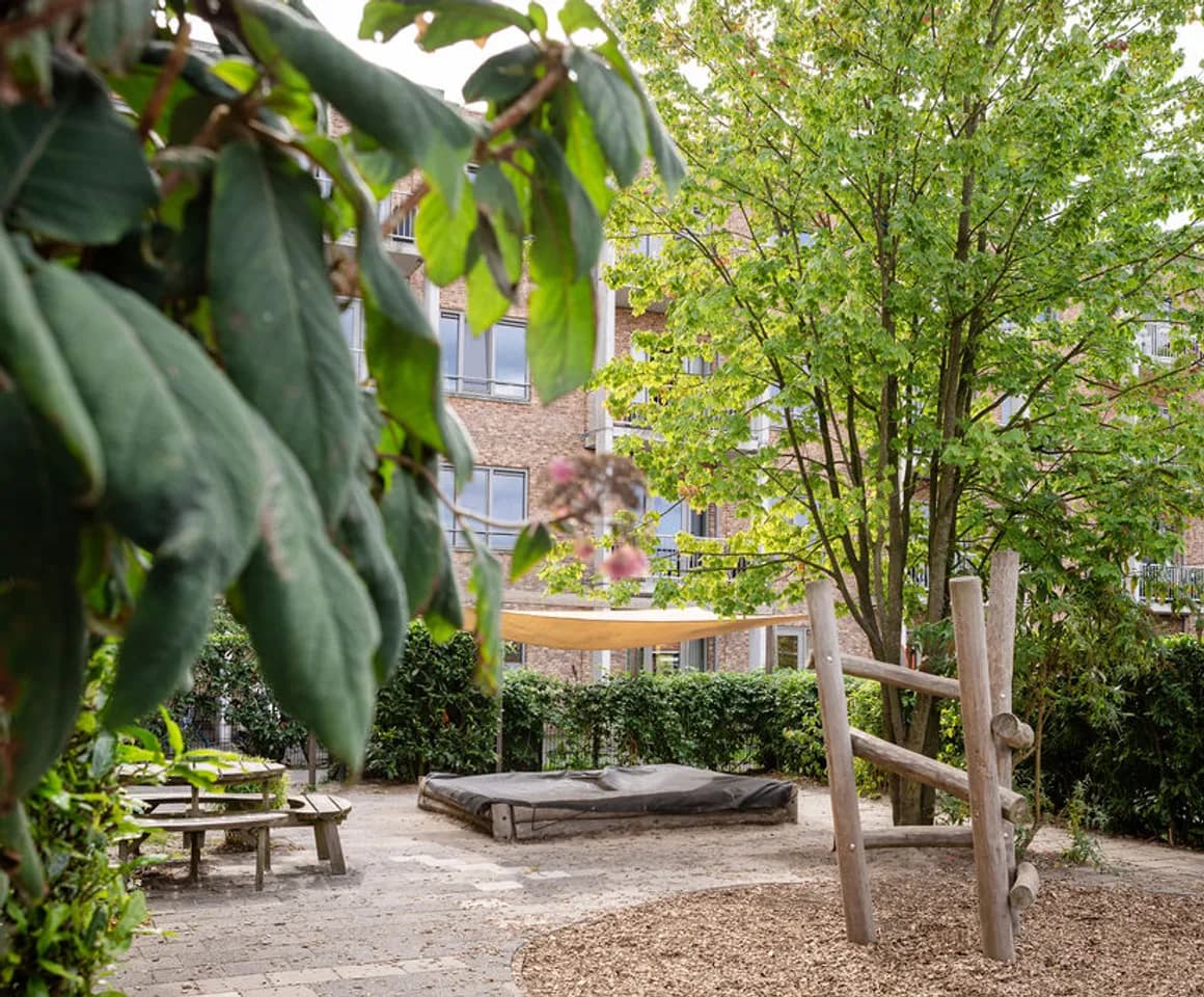 Buitenruimte KDV Klimboom Kortenhoef Kind&co ludens