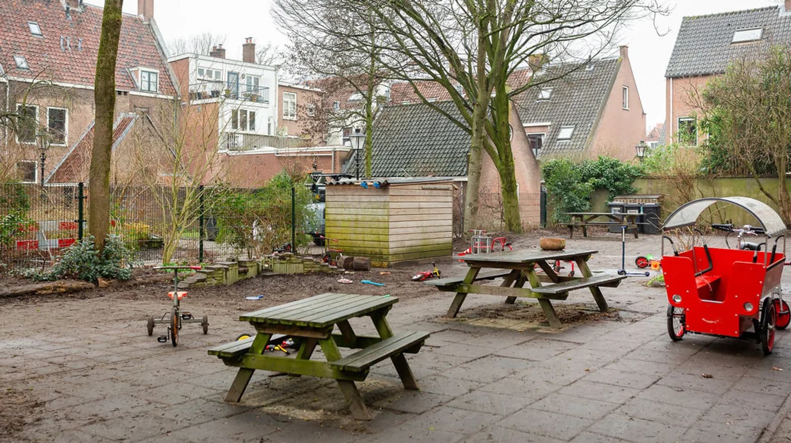 Buitenruimte van BSO Salto, Kind&co ludens