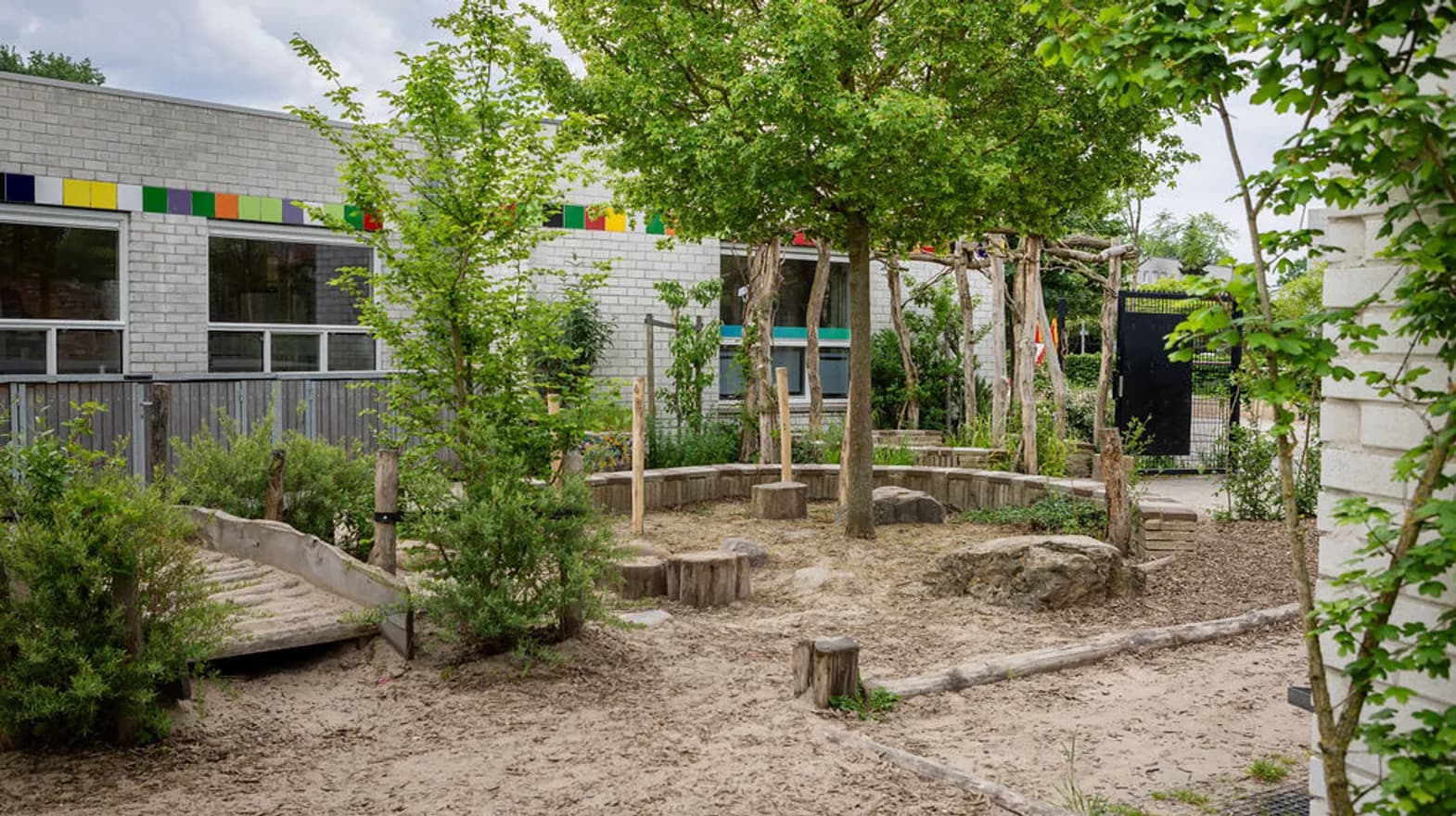 Buitenruimte van PO Pinokkio, Kind&co ludens