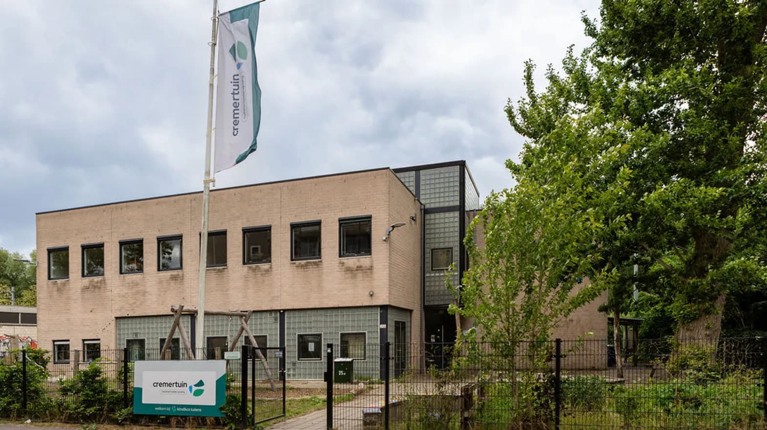 Het pand van buitenschoolse opvang Cremertuin, kinderopvang Kind&co Ludens