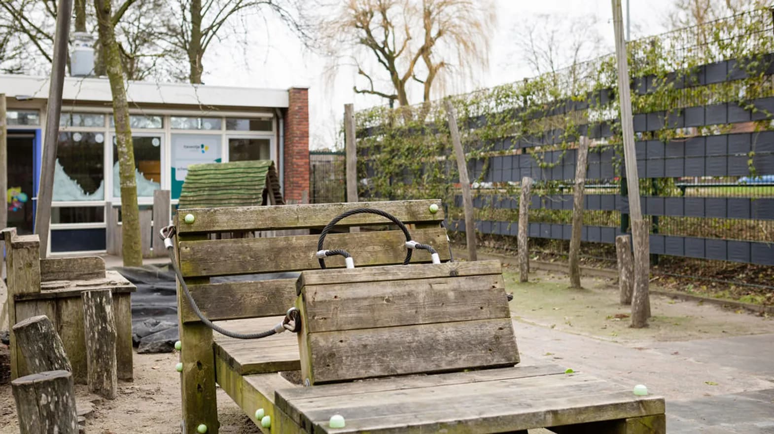 Buitenruimte van PO Haventje, Kind&co ludens
