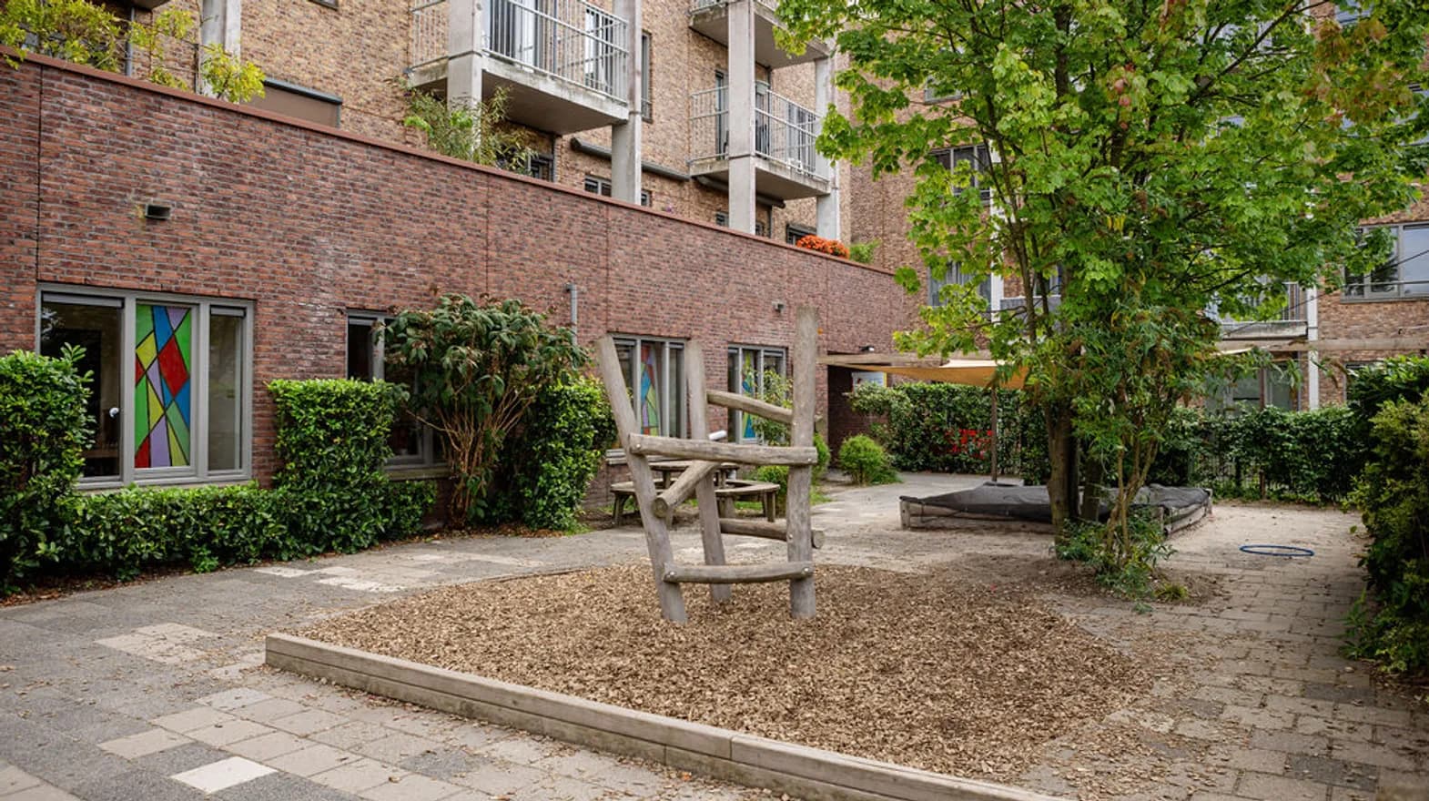 Buitenruimte BSO Klimboom Kortenhoef Kind&co ludens