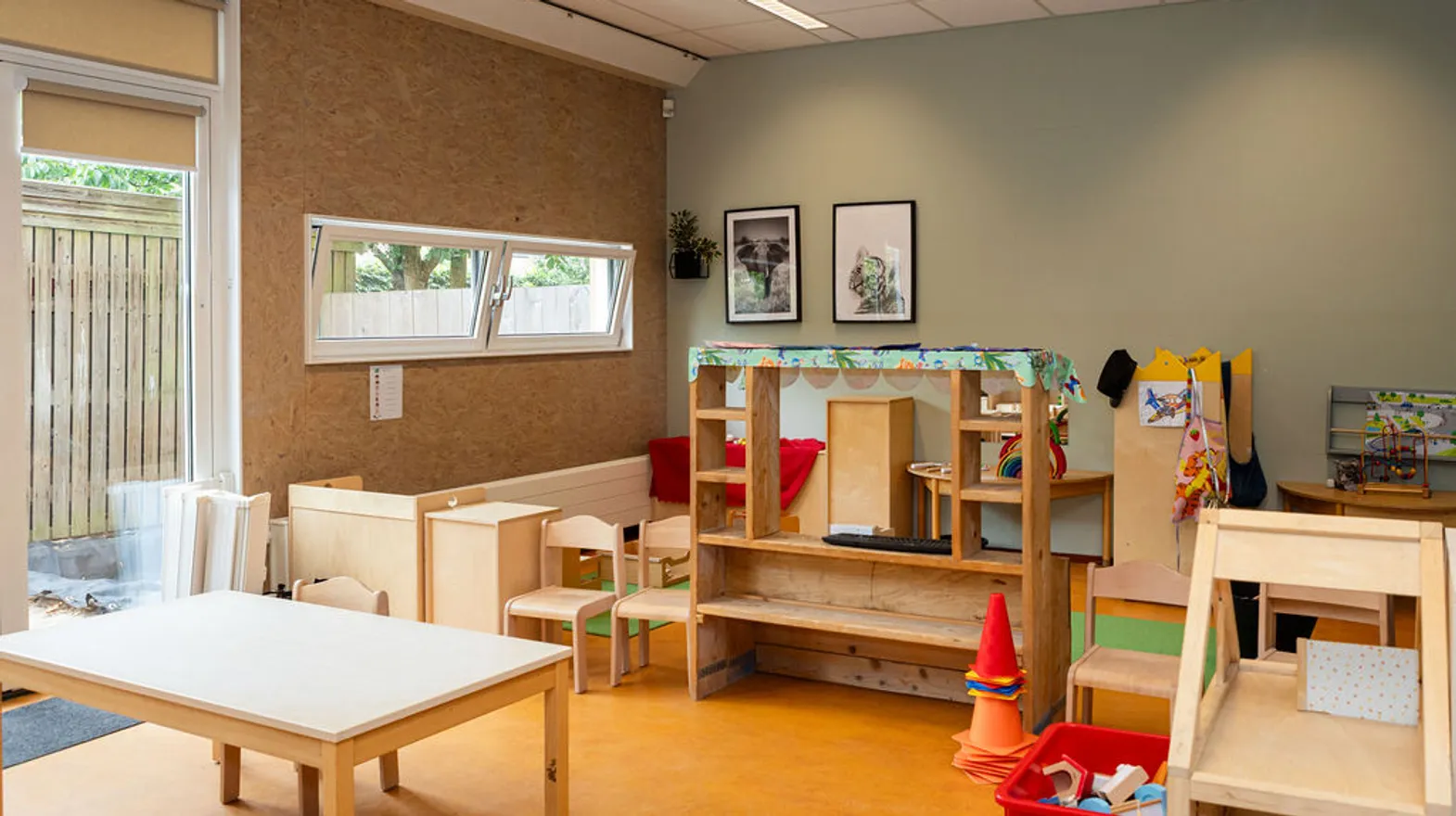 Binnenruimte van PO Schakel in Utrecht van Kind&co ludens