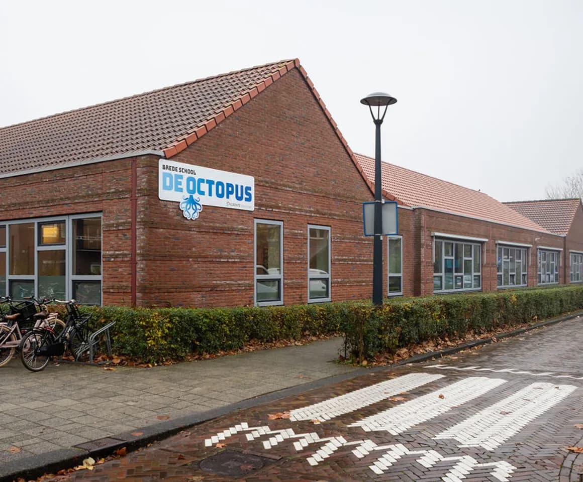 Buitenruimte van PO Zeesterren, Kind&co ludens