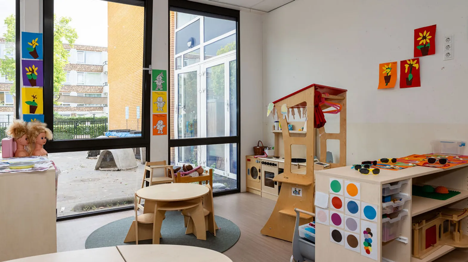 Binnenruimte van PO Marcus van Kind&co ludens