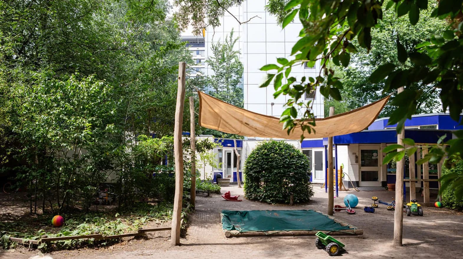 Buitenplaats van PO Hummeltje Kind&co ludens