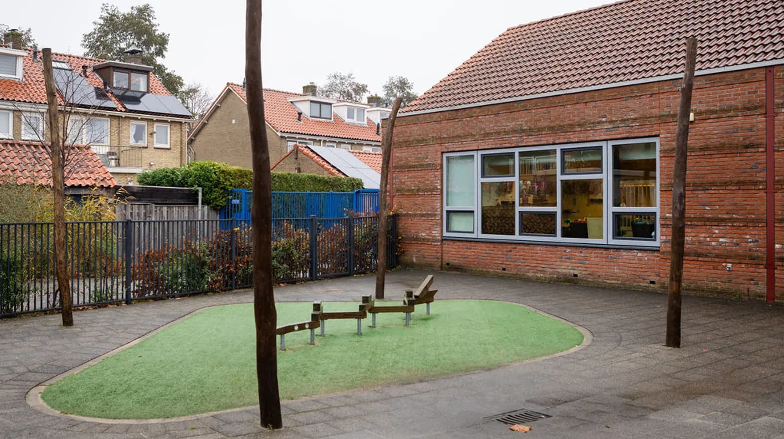 Buitenruimte van PO Zeesterren, Kind&co ludens