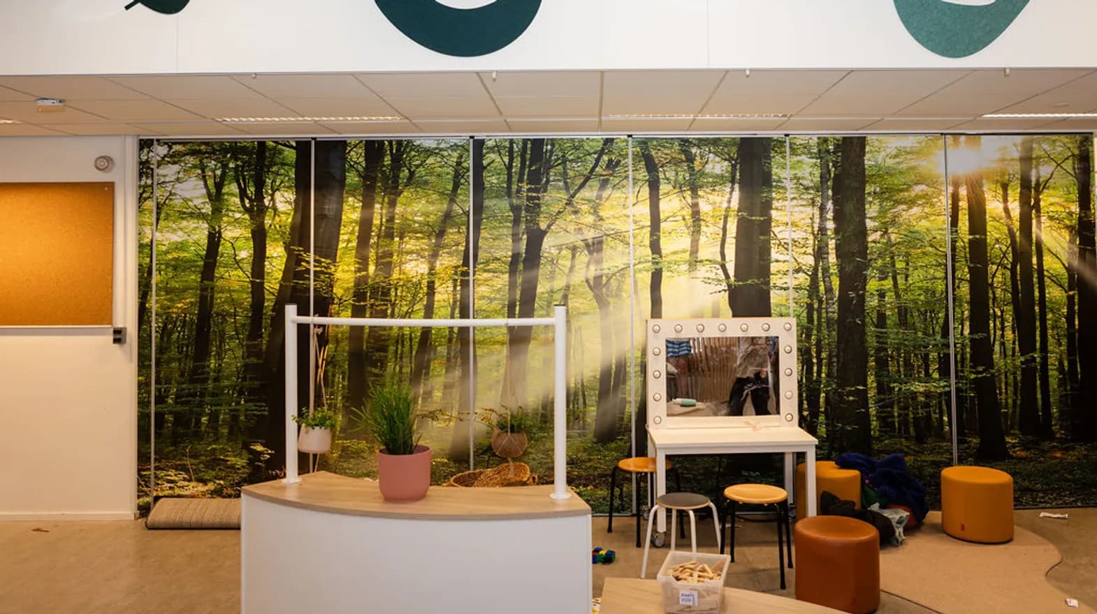 De kaptafel bij buitenschoolse opvang Montessori Oog in Al, kinderopvang Kind&co Ludens
