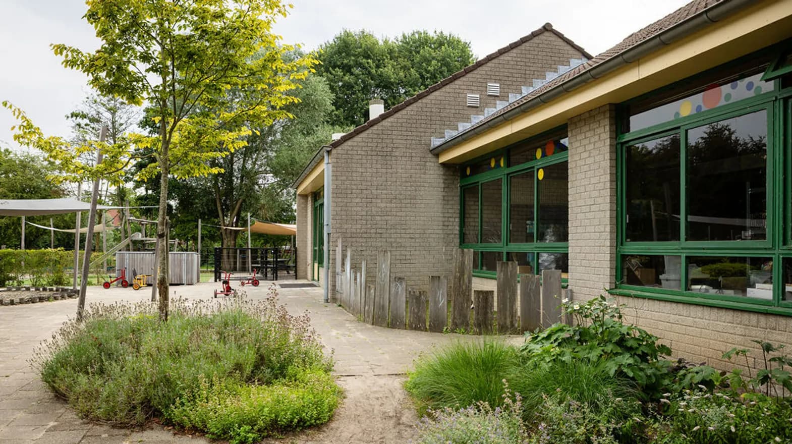 Buitenruimte KDV Waterwereld Nieuwegein Kind&co ludens