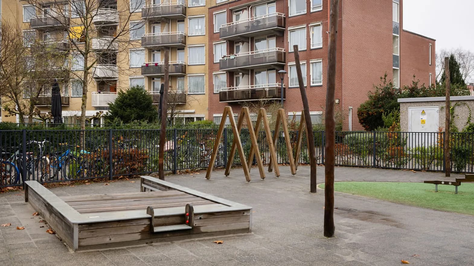 Buitenruimte van PO Zeesterren, Kind&co ludens