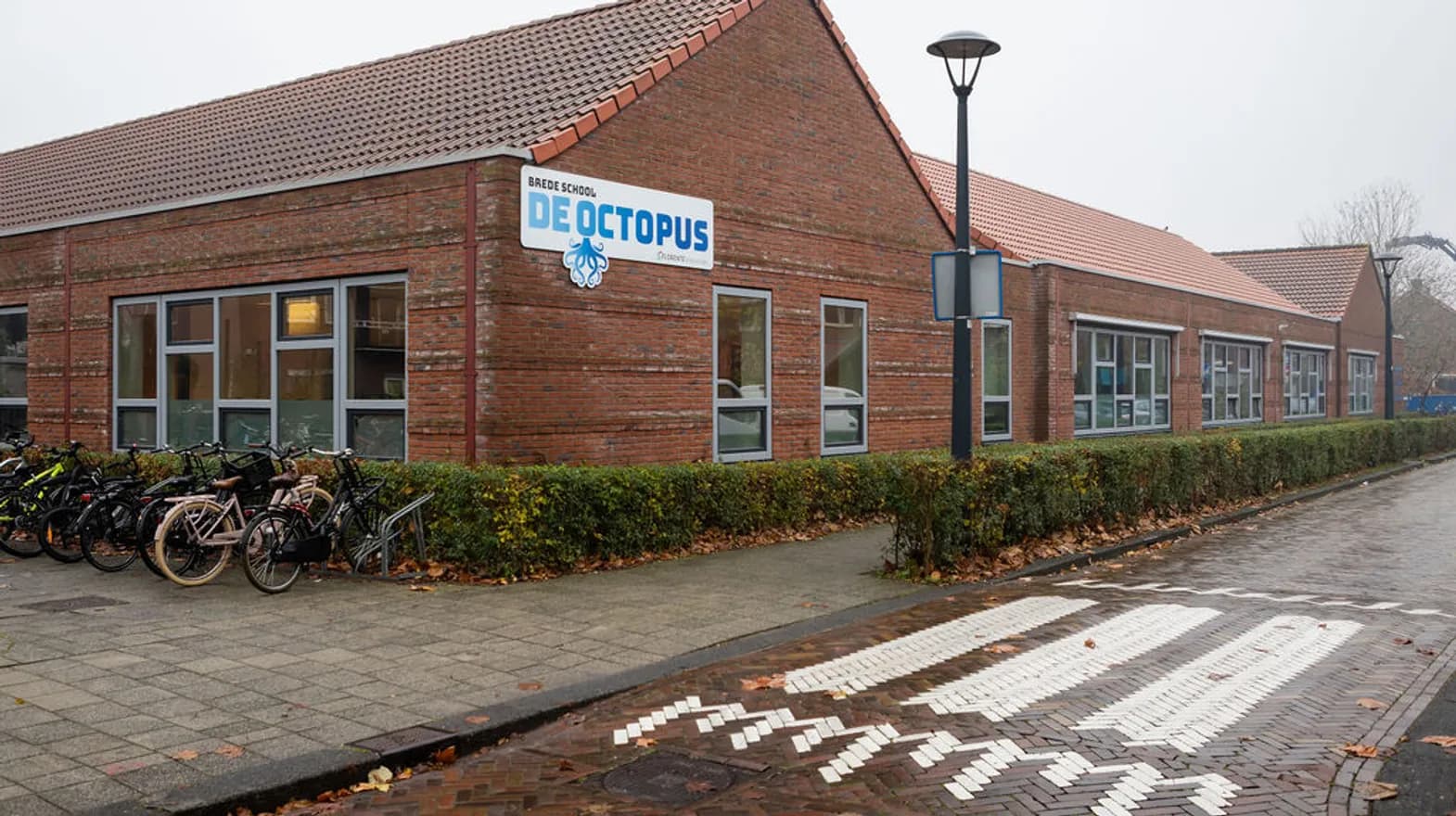 Buitenruimte van PO Zeesterren, Kind&co ludens