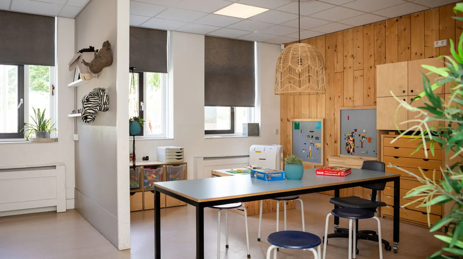 Binnenruimte van BSO Schoolwoningen, Kind&co ludens