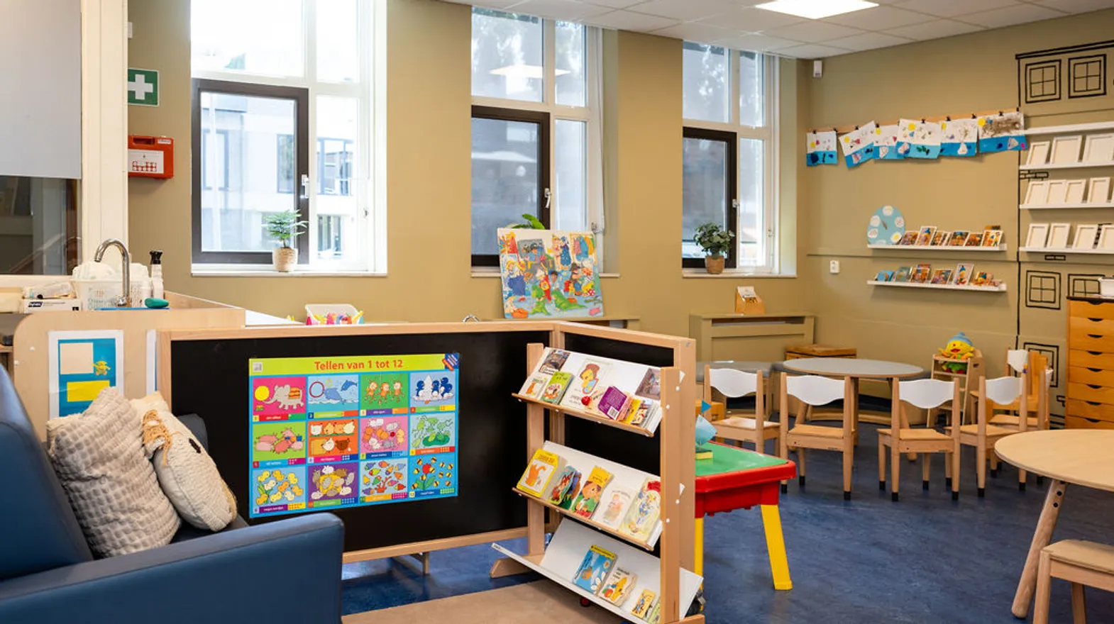 Binnenruimte van PO Petteflet Schoolwoningen, Kind&co ludens