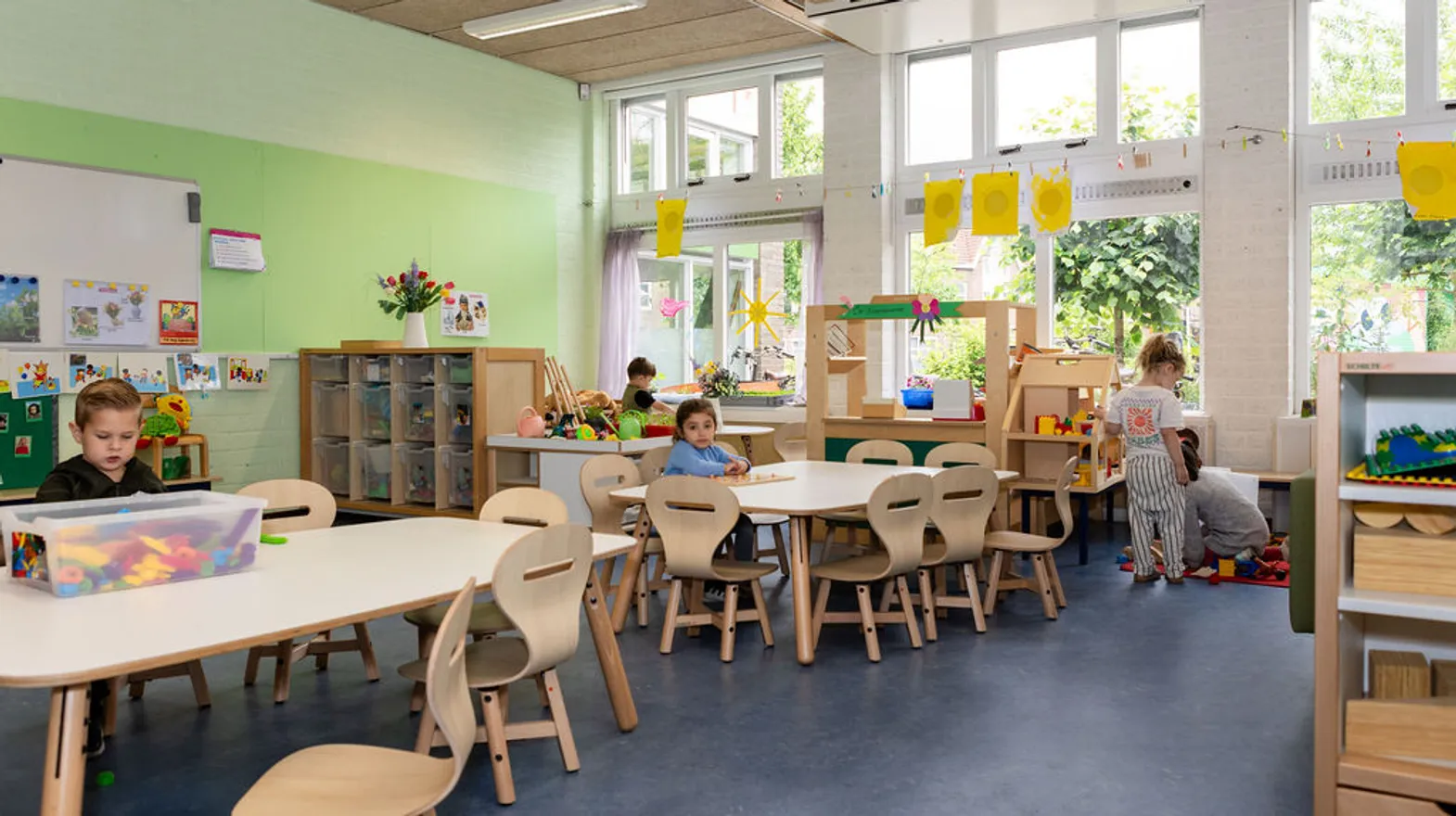 De buitenruimte van peuteropvang de Blokkendoos, kinderopvang Kind&co Ludens