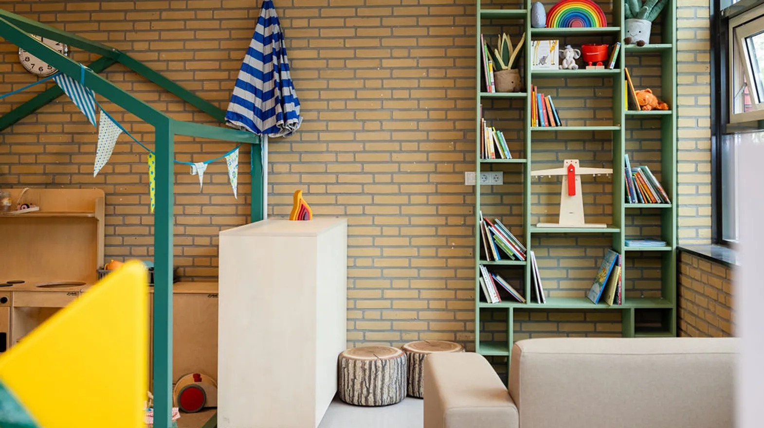 Boekenhoekje van PO Watertoren Utrecht Kind&co ludens