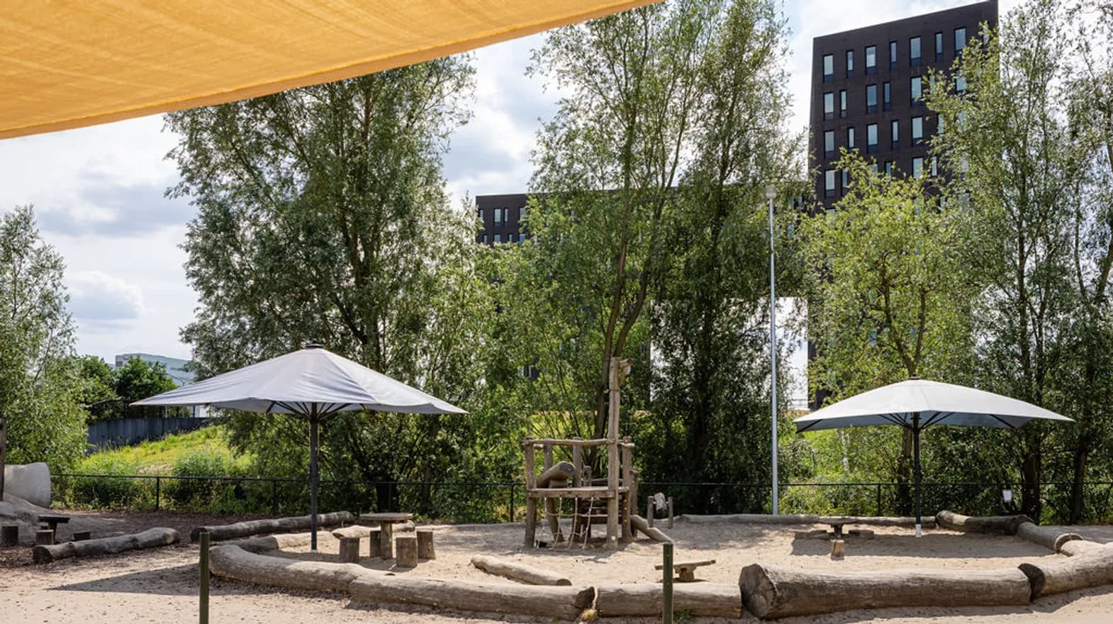 Buitenruimte BSO Sunshine Utrecht Kind&co ludens