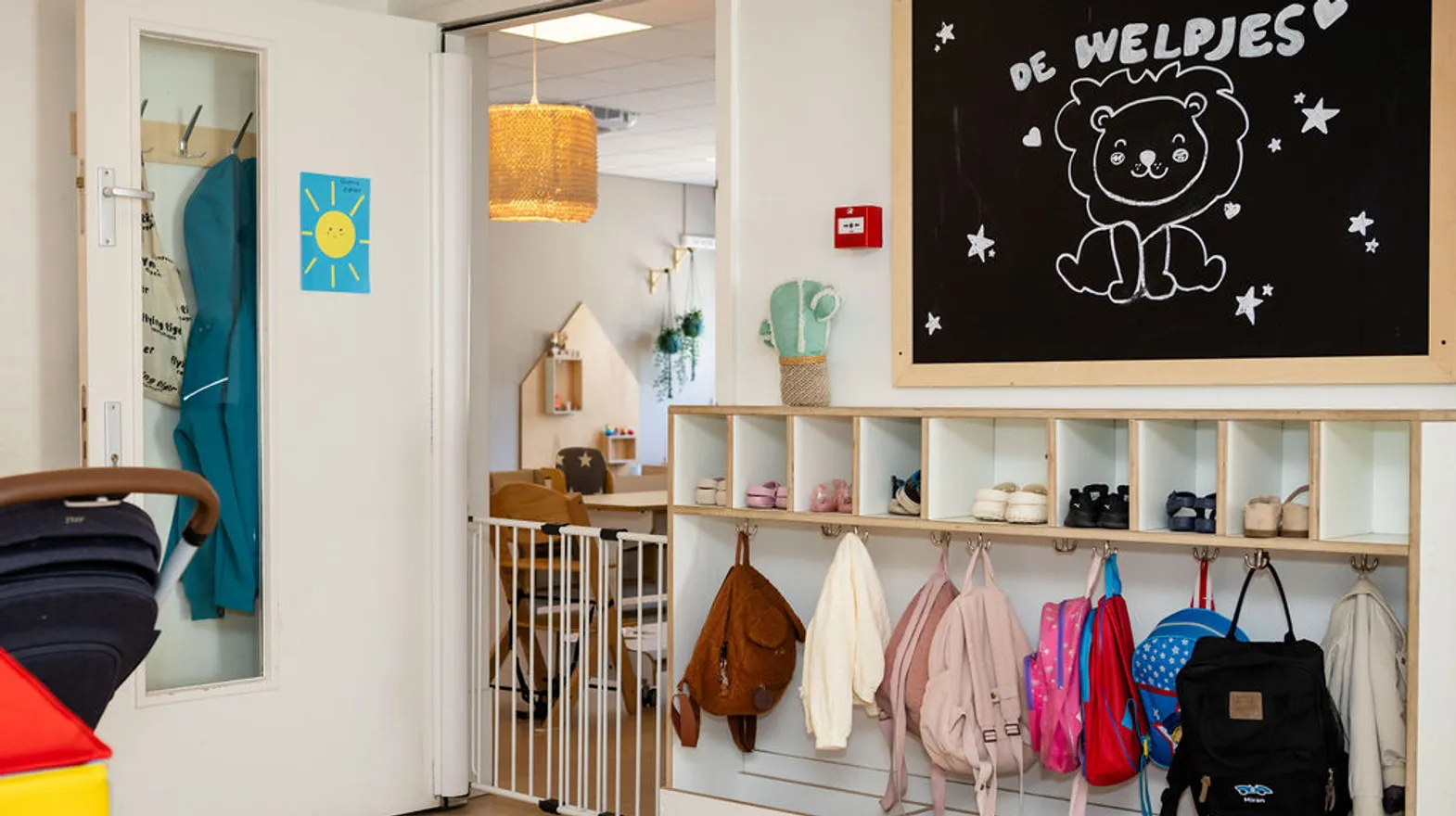 Binnenruimte van KDV Schoolwoningen, Kind&co ludens