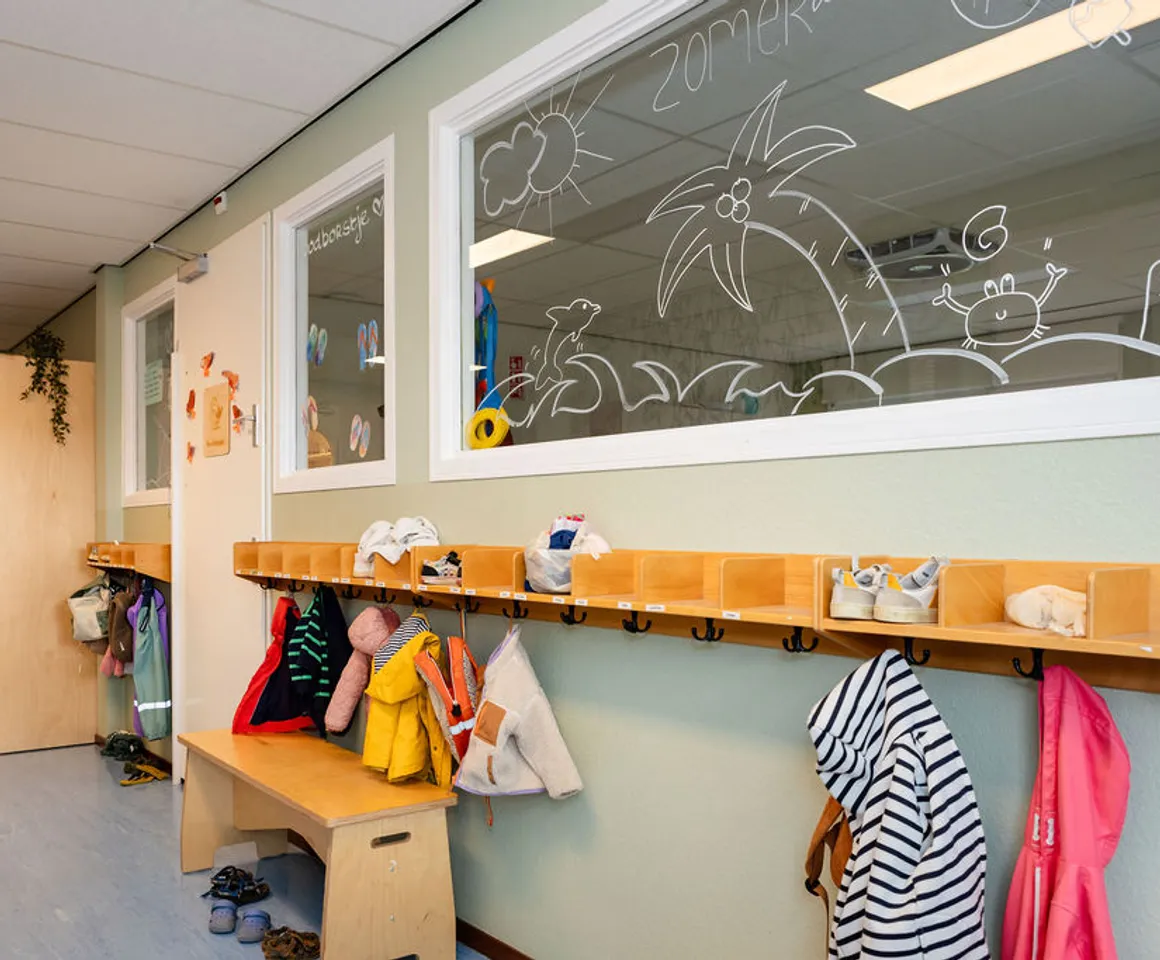 Gang binnenruimte KDV Klimop Maarssen Kind&co ludens