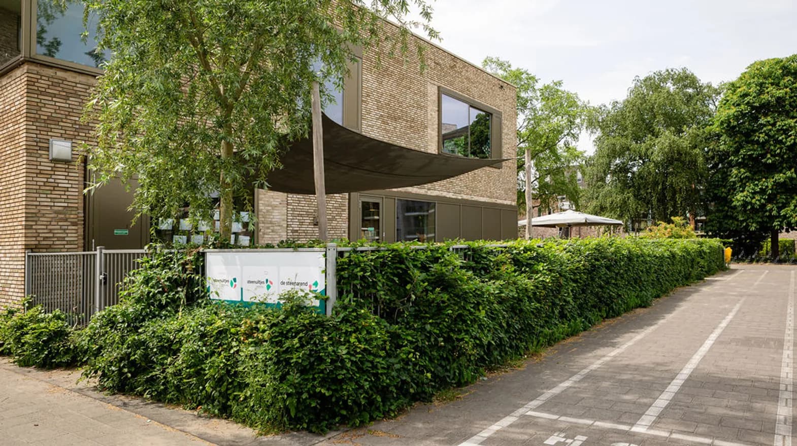 Buitenruimte KDV Steenuiltje Bilthoven Kind&co ludens