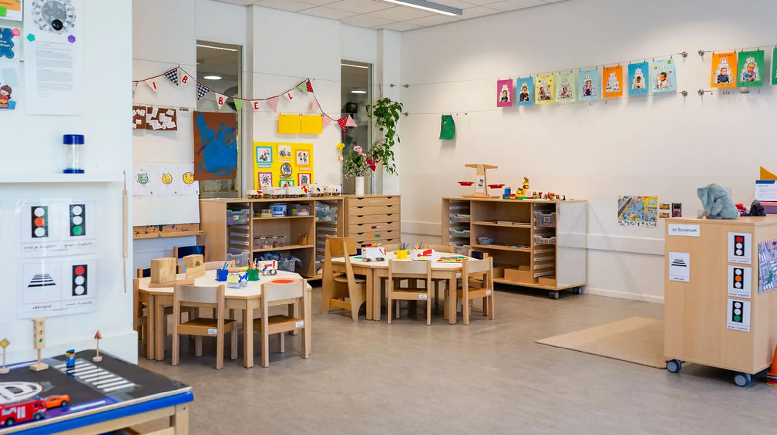 De verschillende speelhoeken van peuteropvang Dreumes Dribbel, kinderopvang Kind&co Ludens