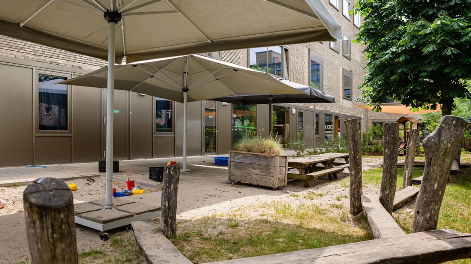 Buitenruimte PO Steenuiltjes Bilthoven Kind&co ludens