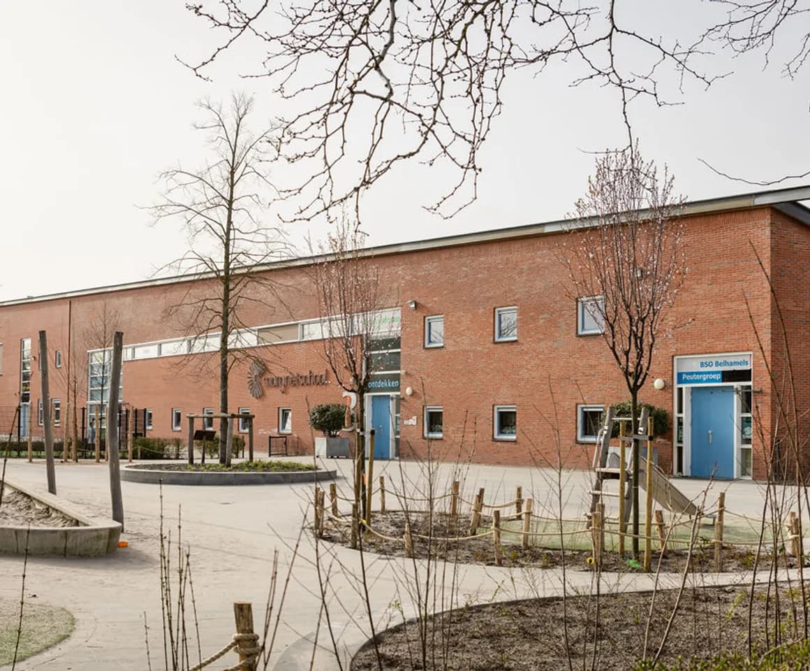 Buitenruimte van PO Bubbels, Kind&co ludens