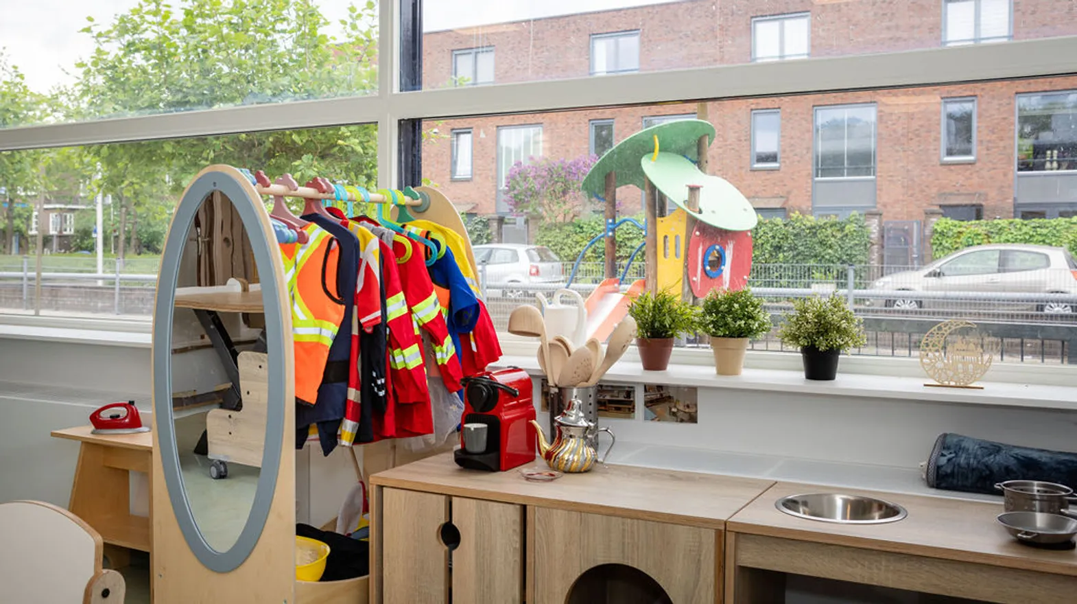 Binnenruimte van PO De Kleine Poort, Kind&co ludens