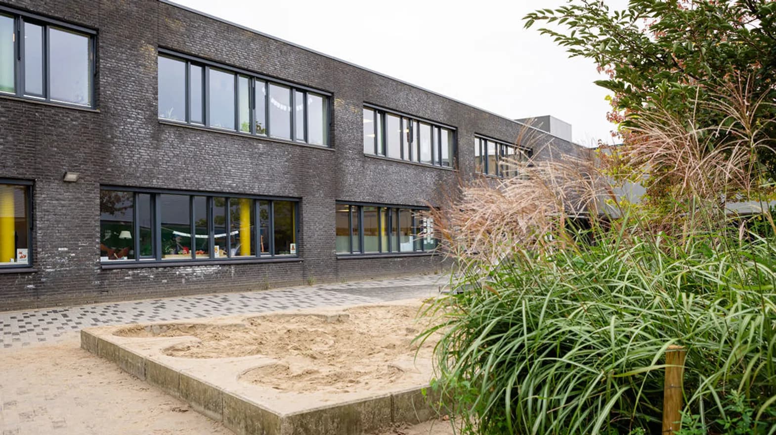 Buitenruimte BSO Achtbaan Utrecht Kind&co ludens