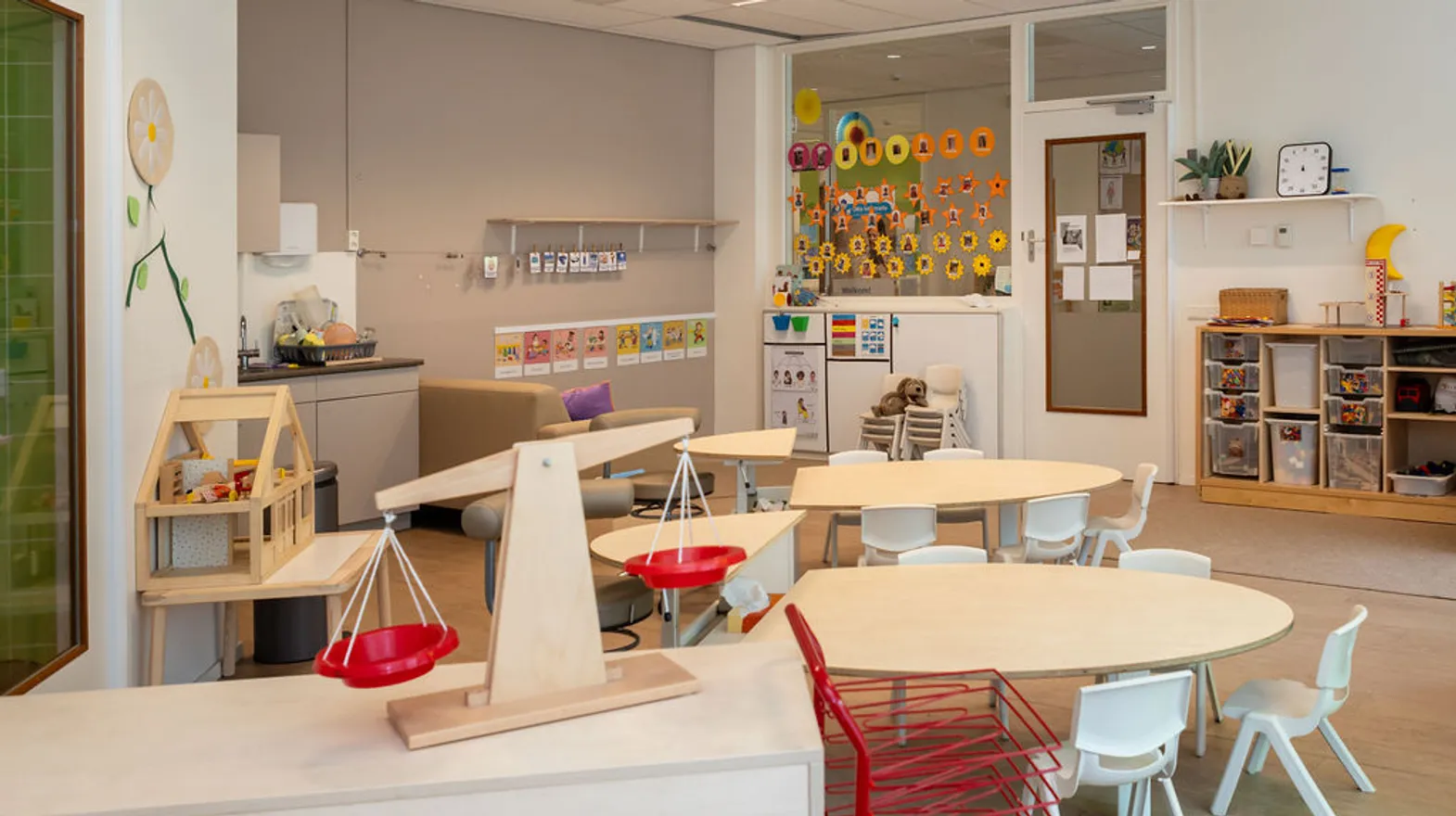 Binnenruimte van PO Mattheus in Utrecht van Kind&co ludens