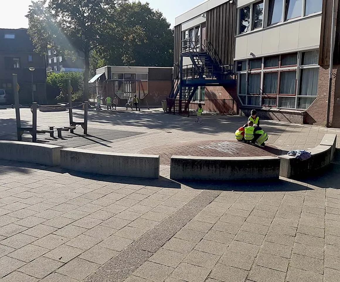 Buitenruimte bij BSO Ark in Zuid Diemen van kinderopvang Kind&co ludens