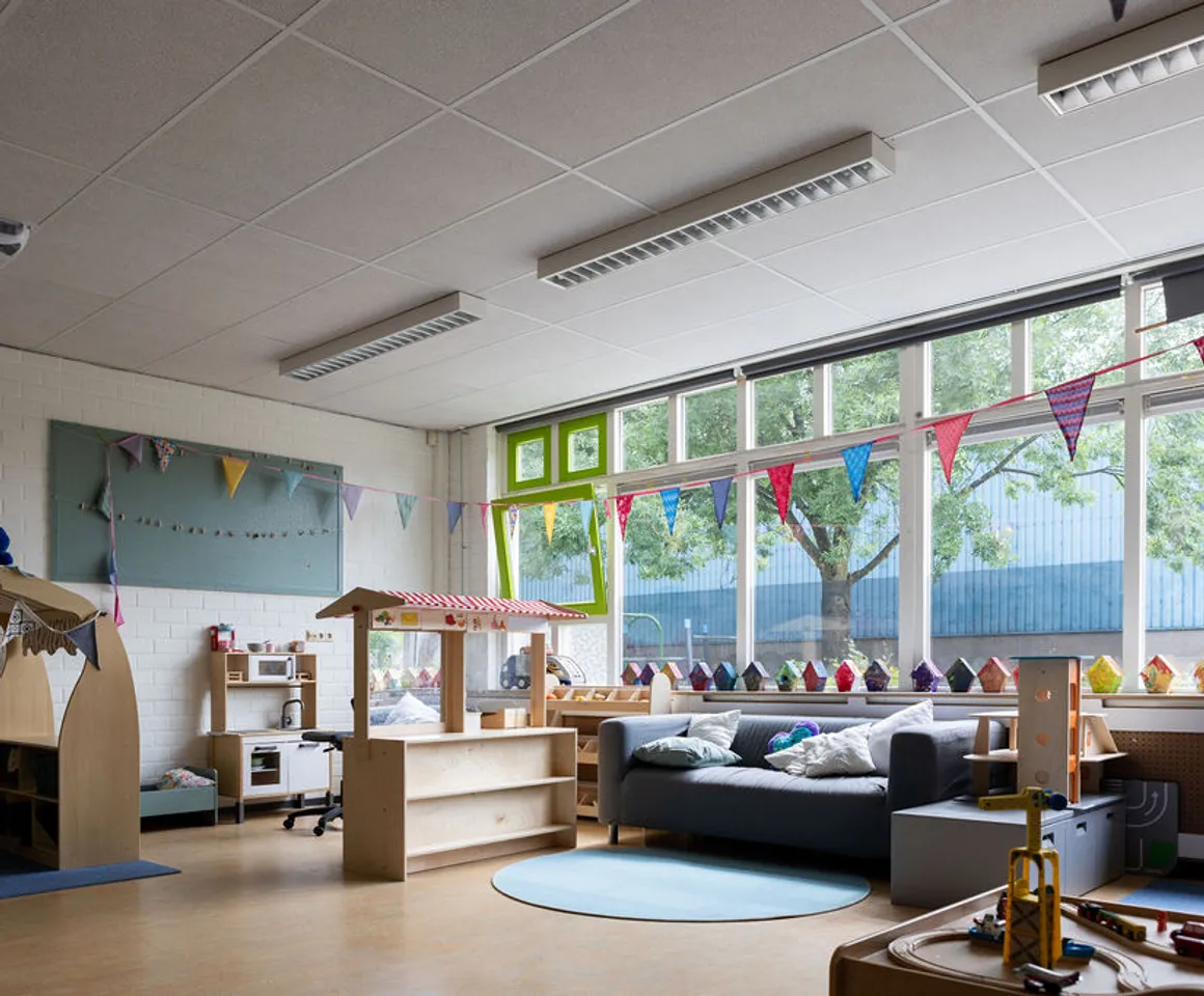 De groepsruimte van buitenschoolse opvang koekeloere van kinderopvang Kind&co Ludens