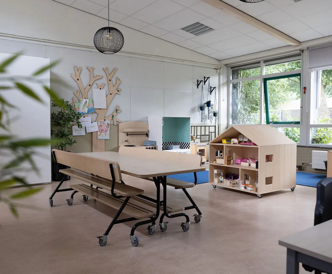 De groepsruimte van buitenschoolse opvang planetenbaan van kinderopvang Kind&co Ludens