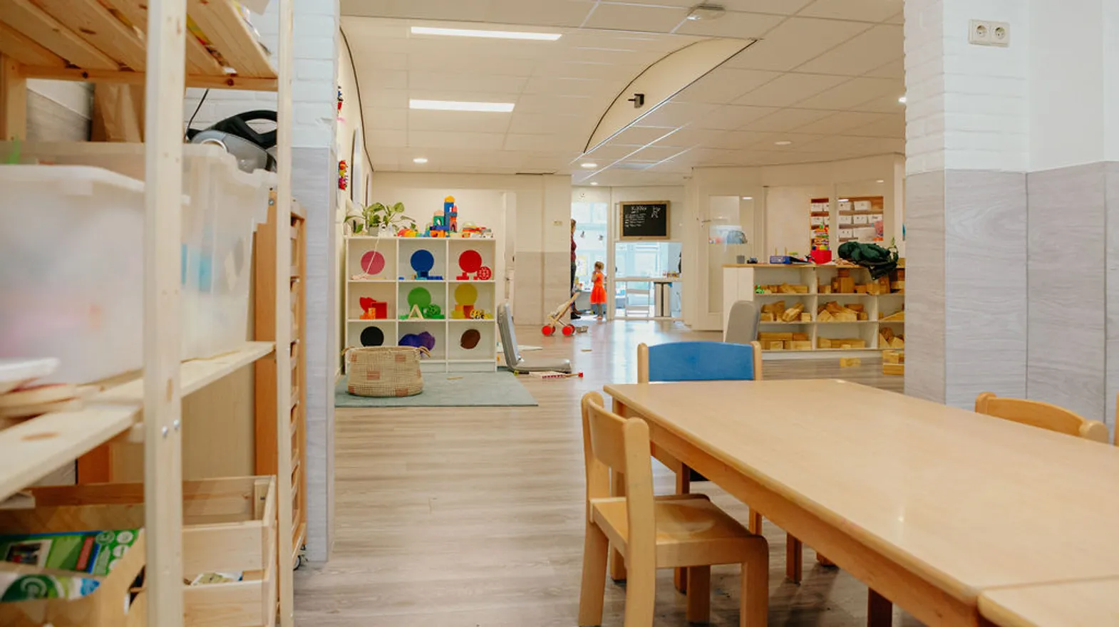 De groepsruimte van kinderdagverblijf De Tuinkabouter, kinderopvang Kind&co ludens