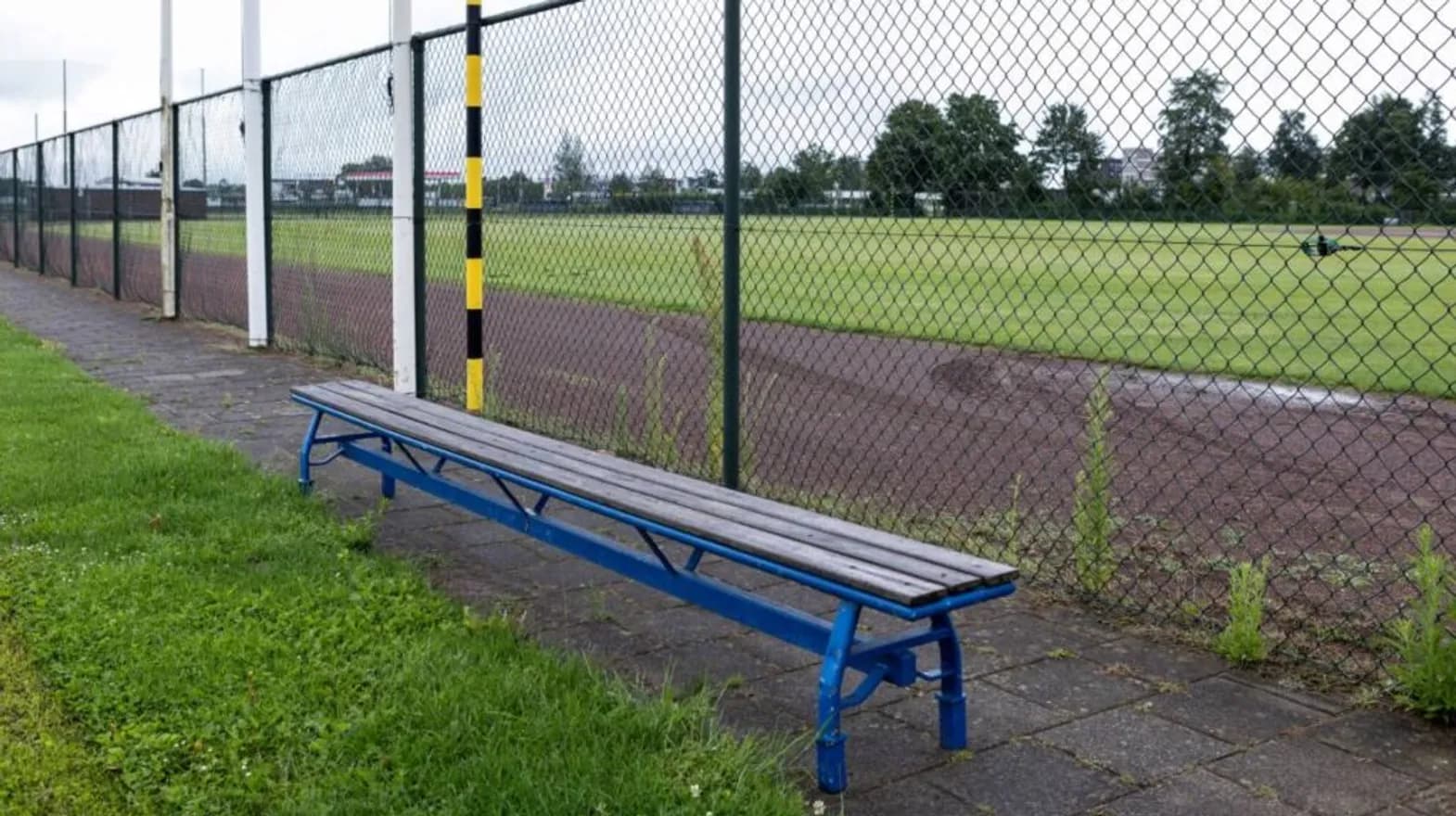 Het sportveld bij buitenschoolse opvang Homerun, Kind&co ludens
