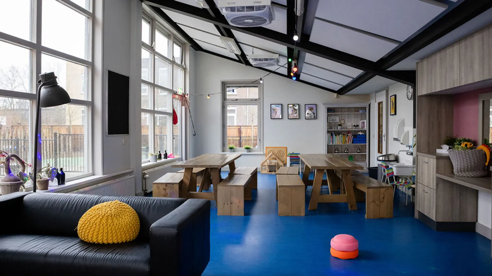 De groepsruimte van buitenschoolse opvang Villa Kakelbont bij kinderopvang Kind&co Ludens