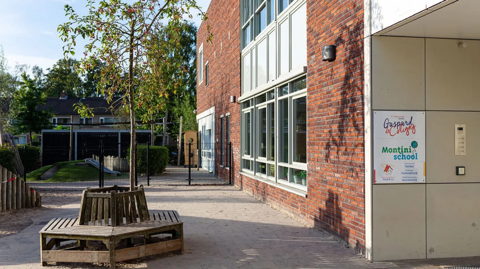 Gebouw van BSO Noorderlicht Baarn bij kinderopvang Kind&co ludens