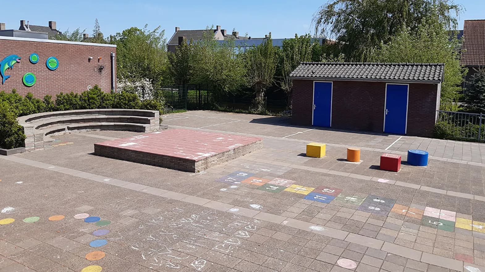 De buitenruimte van peuteropvang de Bron, kinderopvang Kind&co Ludens